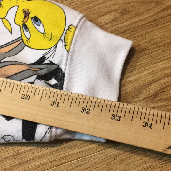 Looney Tunes Sweatshirt Youth Sz Large (Fits Men Medium) Fleece Lined Crew Neck - Picture 11 of 11